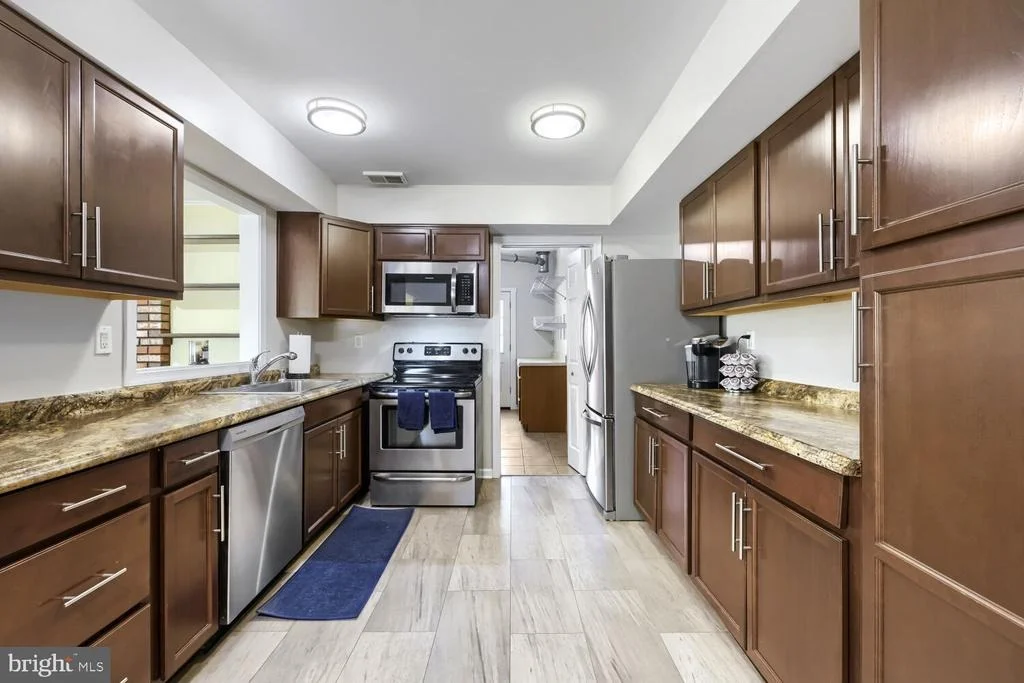 Photo of 13459 OVERBROOK LANE