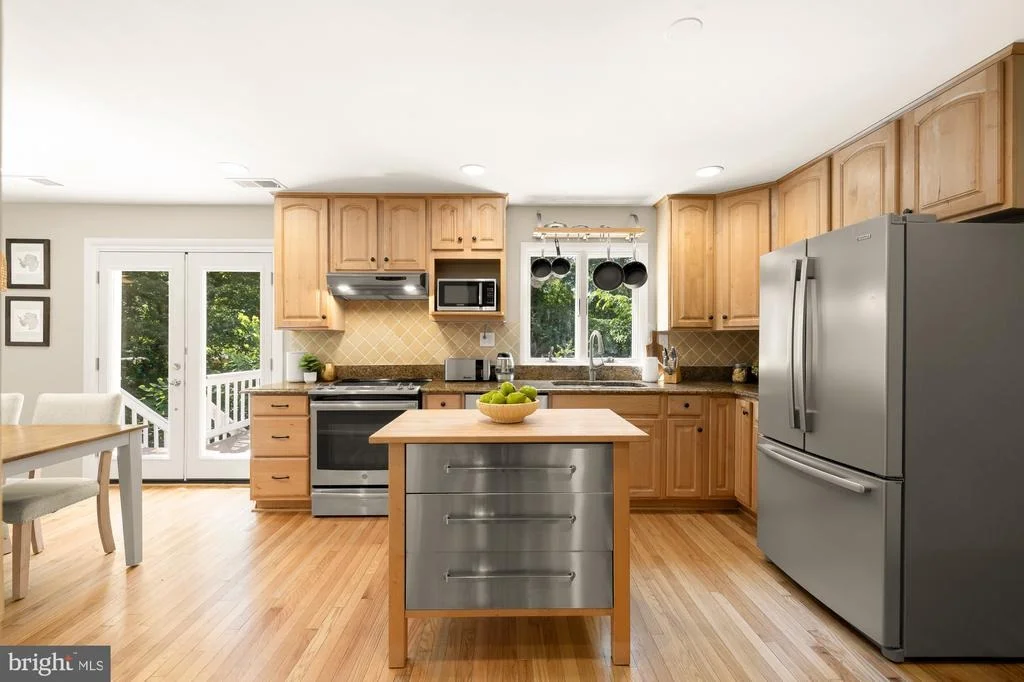 Photo of 45383 PERSIMMON LANE