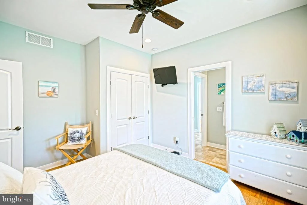 Photo of 35494 RED TAIL ROAD
