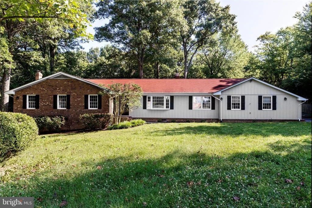 Photo of 2521 JONES ROAD