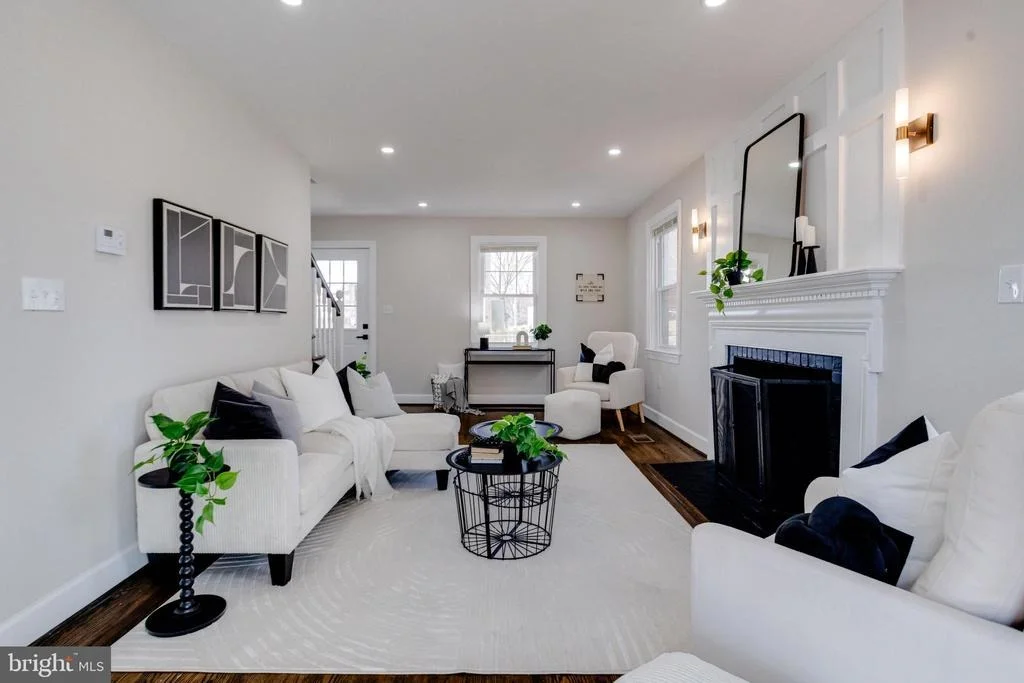 Photo of 605 WALNUT AVENUE
