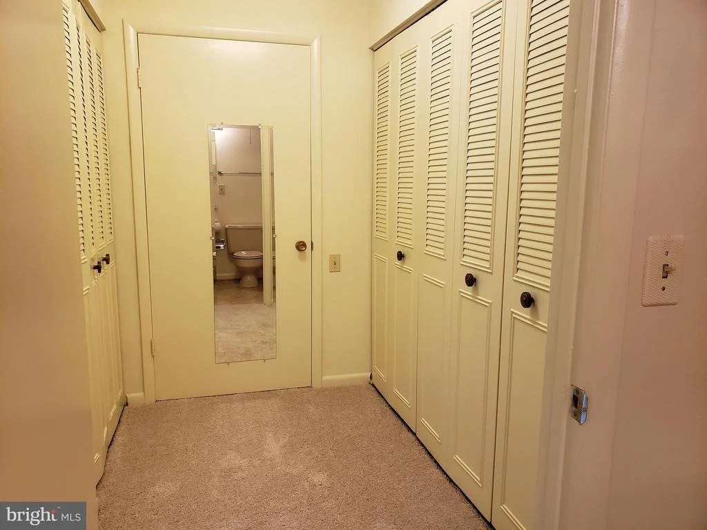 Photo of Unit 71B at 3600 GLENEAGLES DRIVE