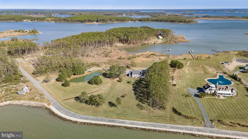 Photo of 5253 RAGGED POINT ROAD