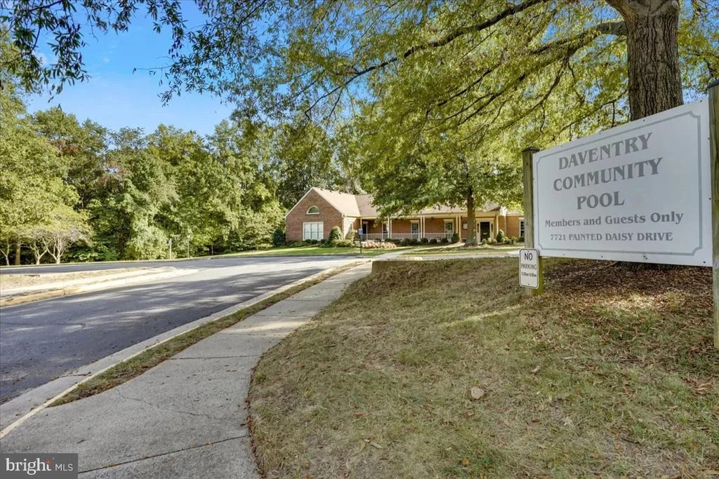 Photo of 7830 BELLEFLOWER DRIVE