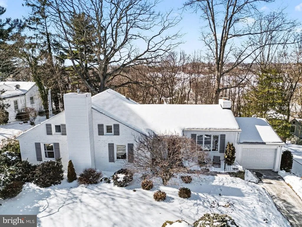 Photo of 3 MARBETH HILL