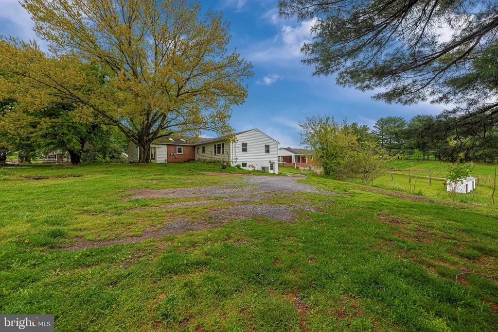 Photo of 8123 BALL ROAD