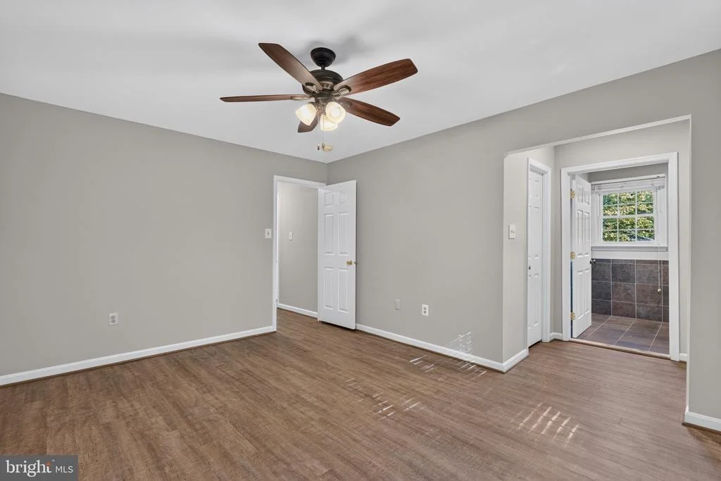 Photo of 7111 CARNATION COURT