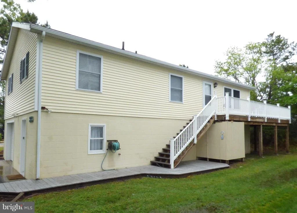 Photo of 333 SANDPIPER DRIVE