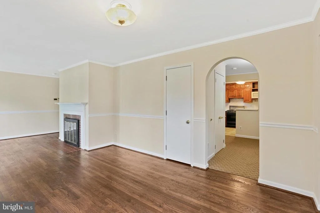 Photo of 1128 W NOLCREST DRIVE