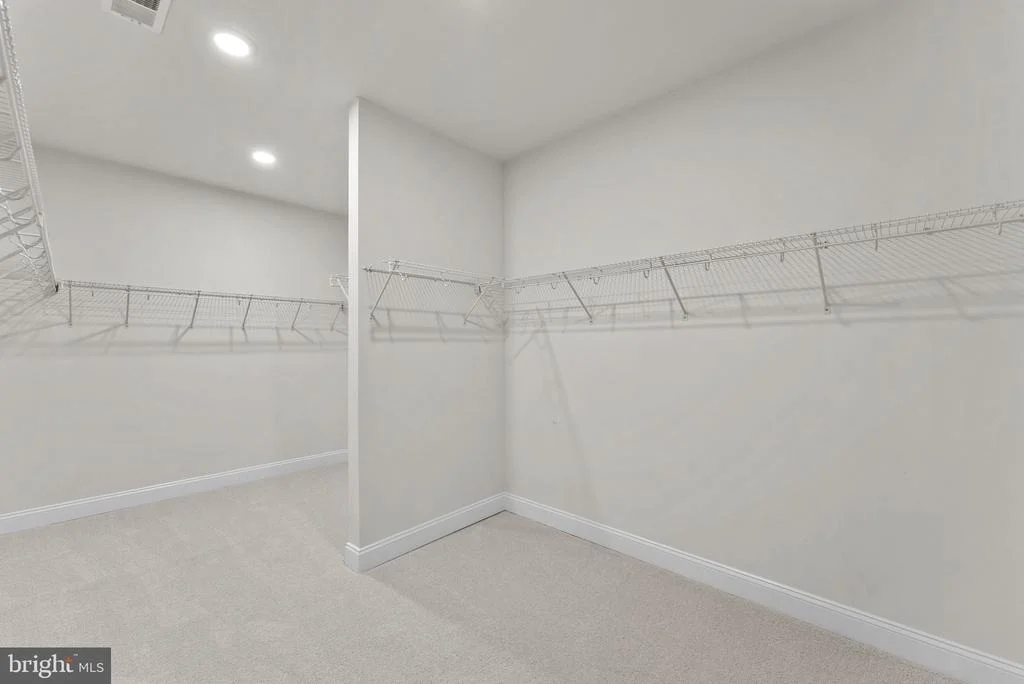 Photo of 23754 KILKERRAN DRIVE