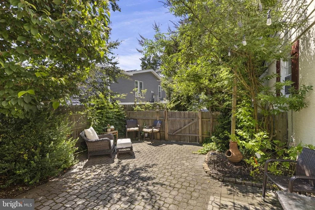 Photo of 410 ABSECON TERRACE