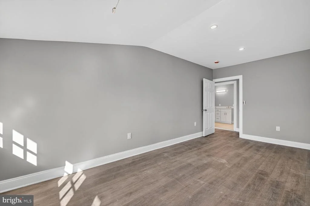 Photo of 401 LINDEN AVENUE