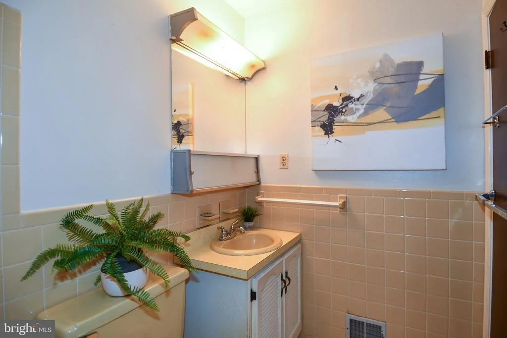 Photo of 1030 KINGS TREE DRIVE