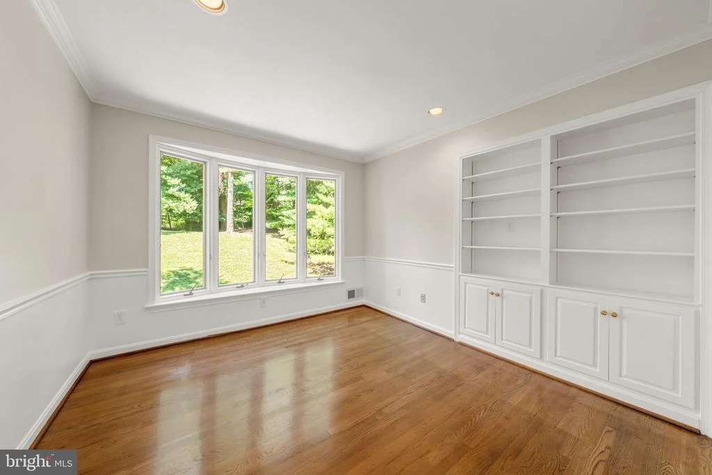 Photo of 1604 EAST AVENUE
