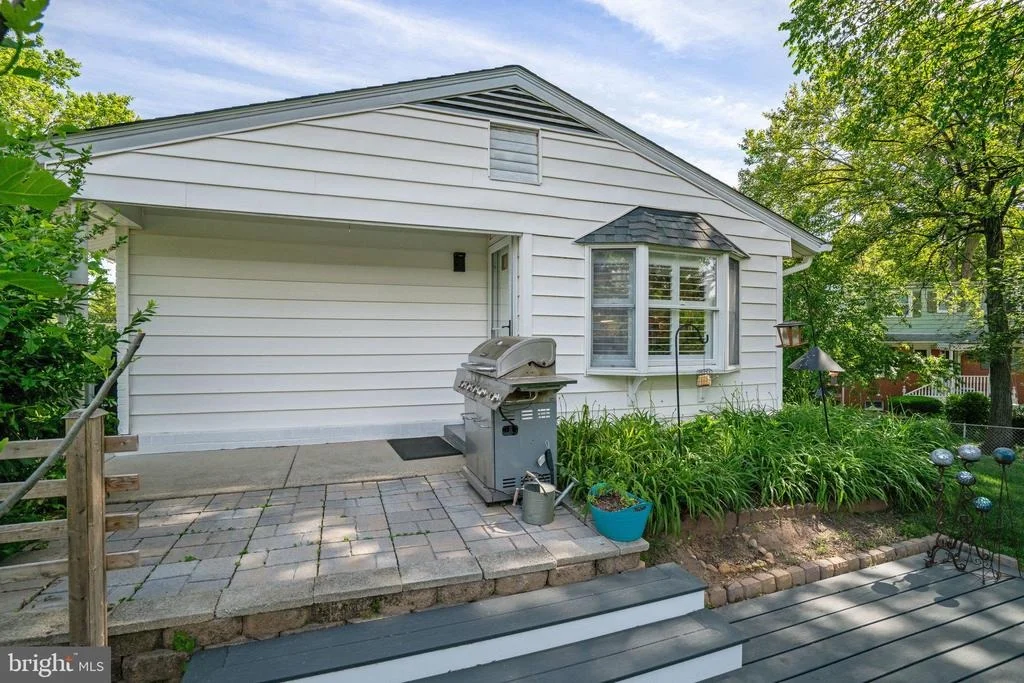Photo of 5101 AMPTHILL DRIVE