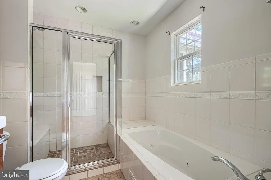 Photo of 1002 MIDVALE AVENUE