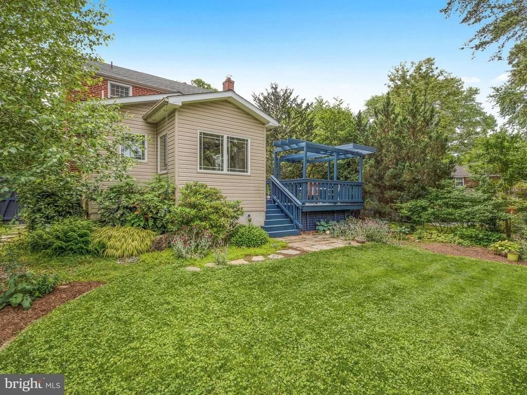 Photo of 10004 SIDNEY ROAD