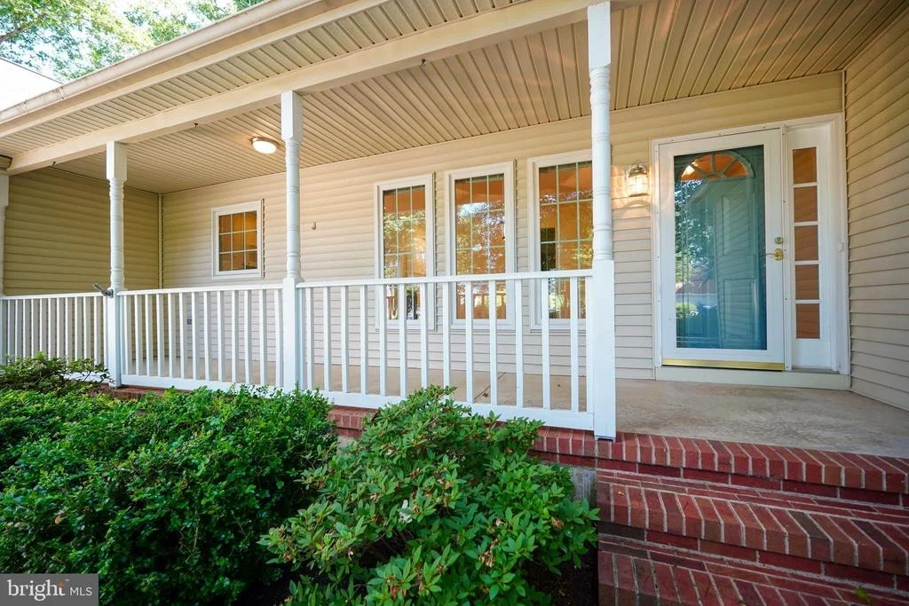 Photo of 72 GAINSBOROUGH DRIVE