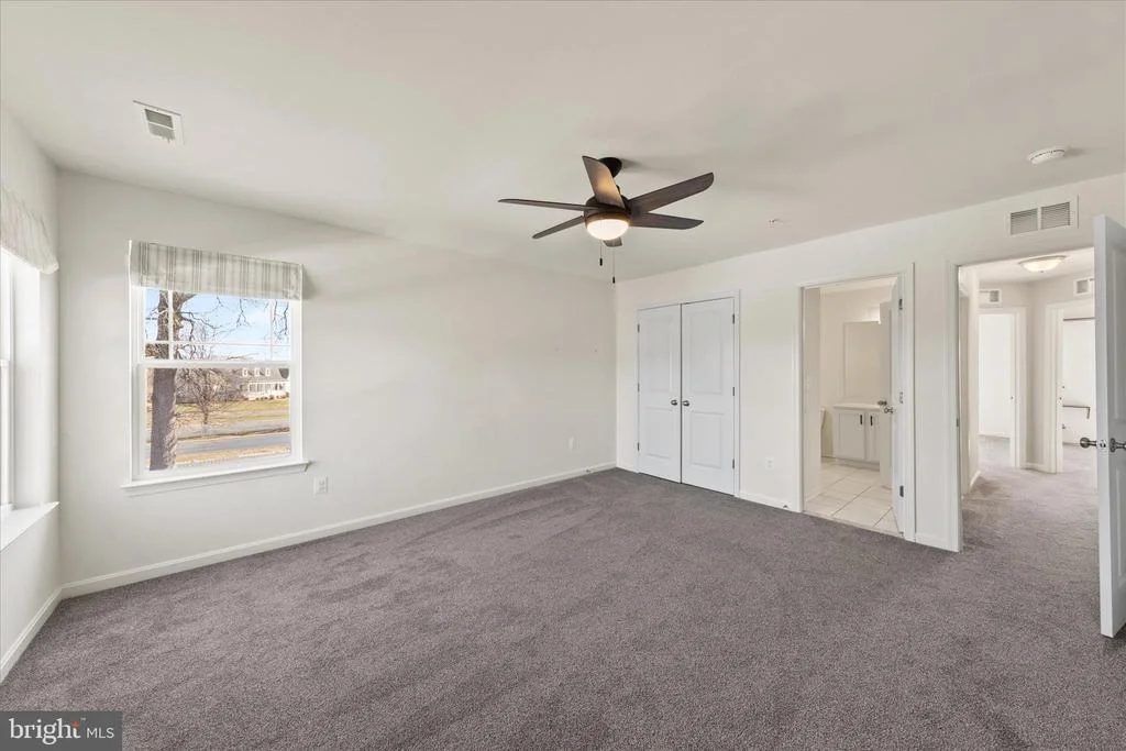 Photo of 5559 TRAFALGAR CIRCLE