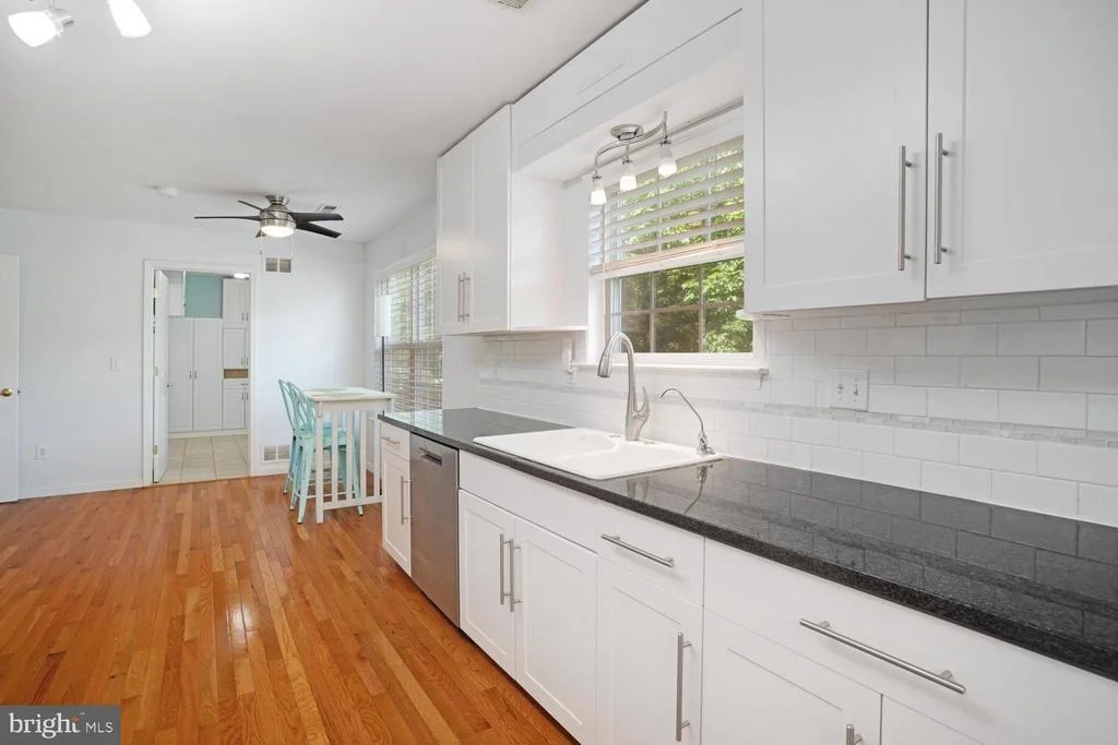 Photo of 20 OCEAN BOULEVARD