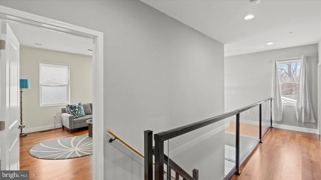 Photo of 3145 BAYBRIAR ROAD