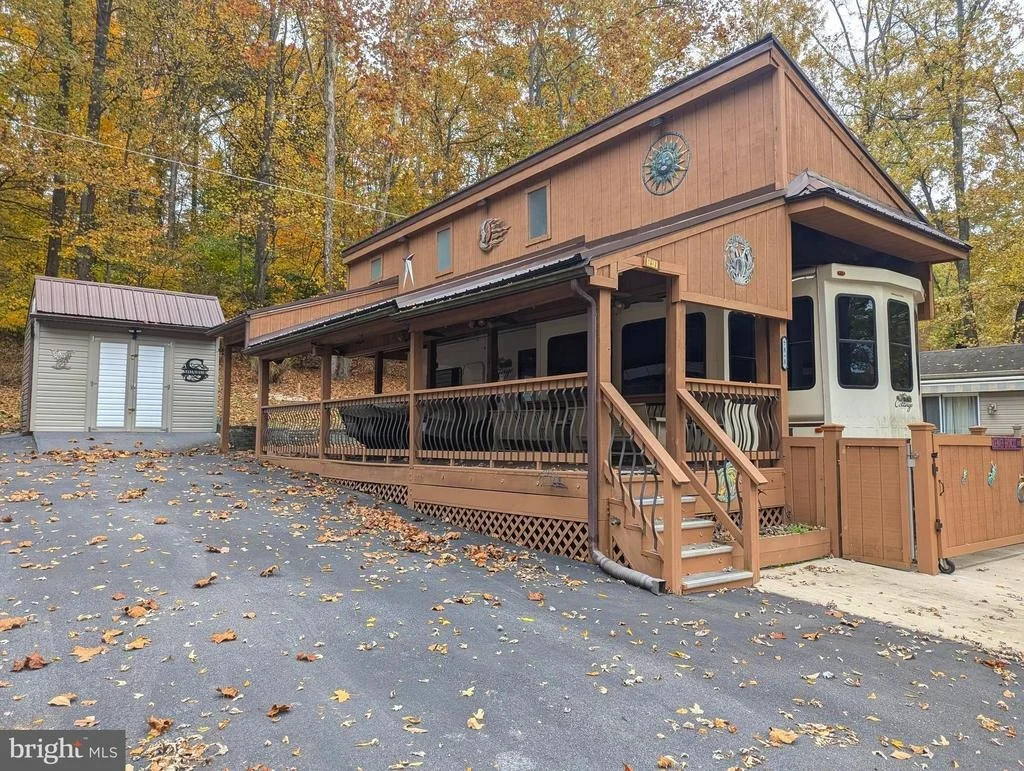 Photo of Block 78 PARK BLVD