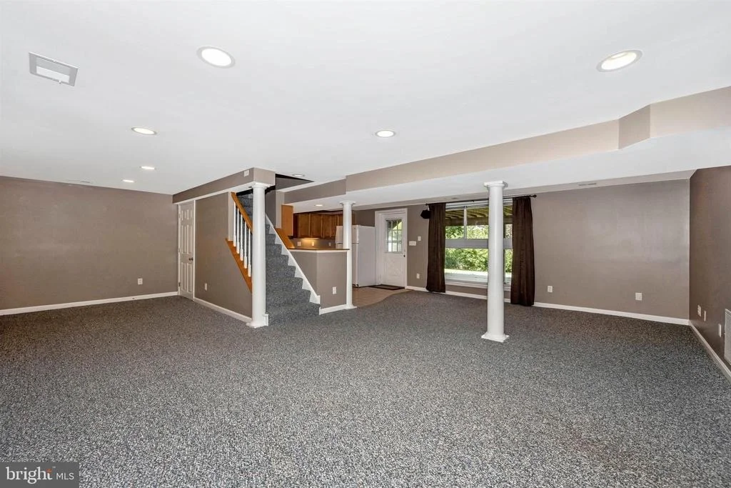 Photo of 25805 RIDGE ROAD