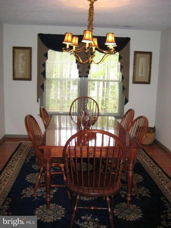 Photo of 43991 SPLIT PINE LANE