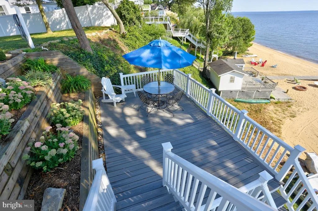 Photo of 8171 BAYSIDE DRIVE