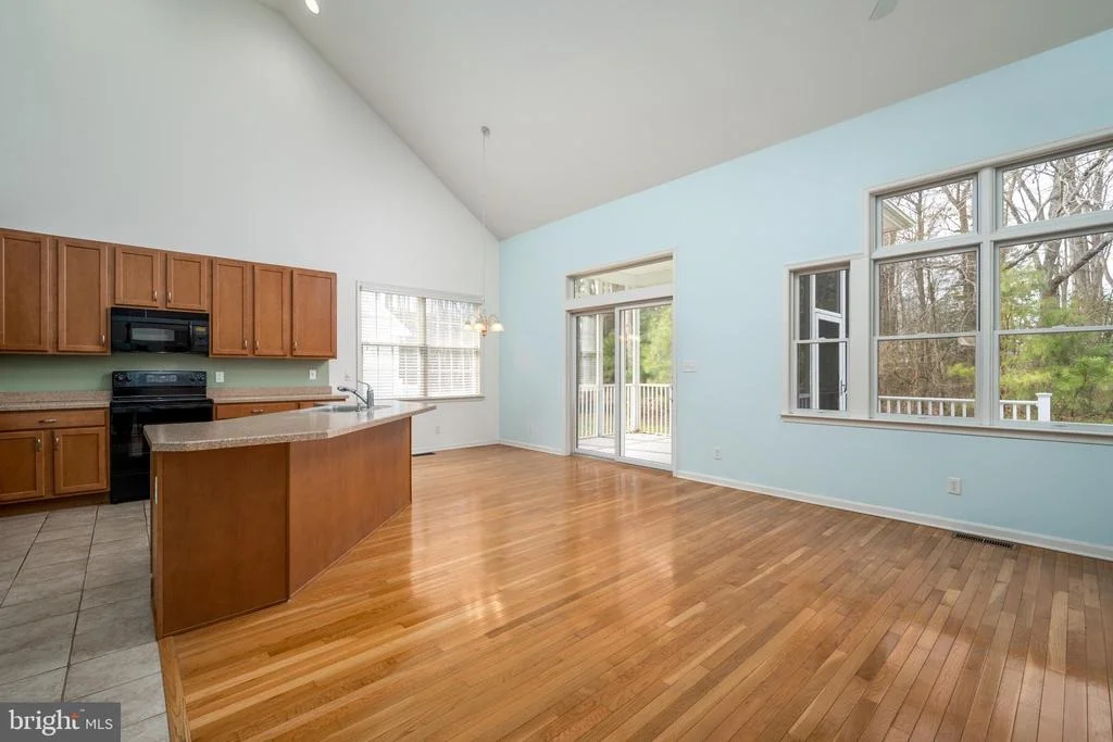 Photo of 196 WILLOW OAK AVENUE