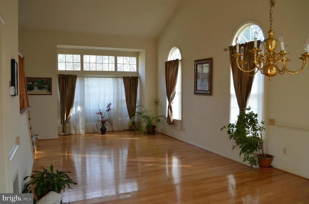 Photo of 5306 TRACTOR LANE