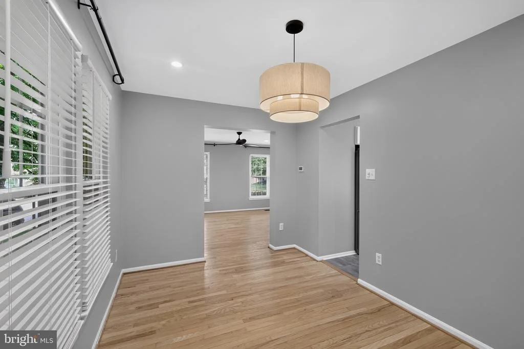 Photo of 5630 ROUNDTREE LANE