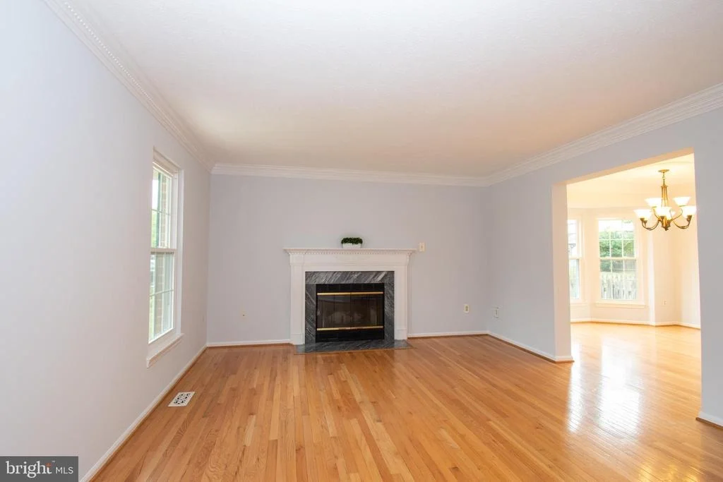 Photo of 1011 CHINABERRY DRIVE