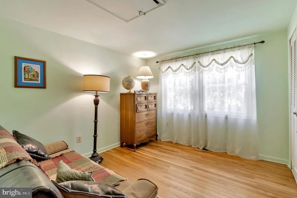 Photo of 14040 BREEZE HILL LANE