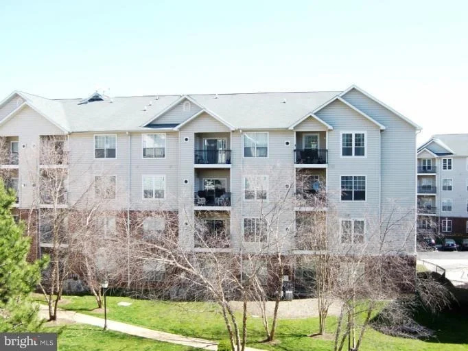 Photo of Unit 8304 at 1550 SPRING GATE DRIVE