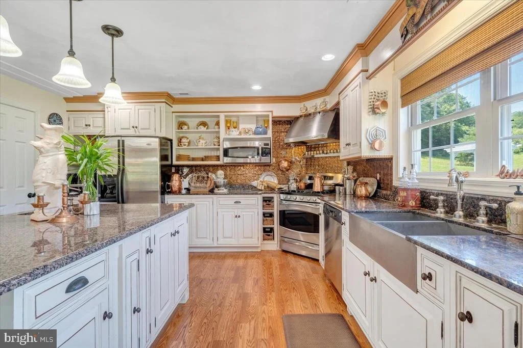 Photo of 2170 LONE IVY ROAD