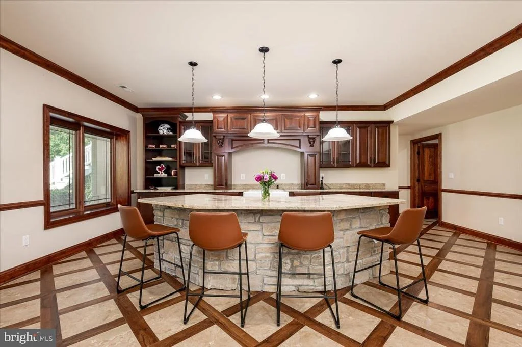 Photo of 6675 MARSHALL ROAD