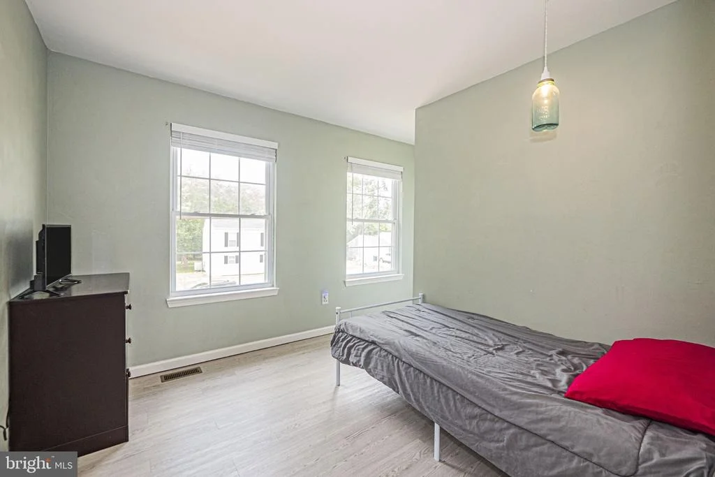 Photo of 13 BONNIEFIELD CIRCLE