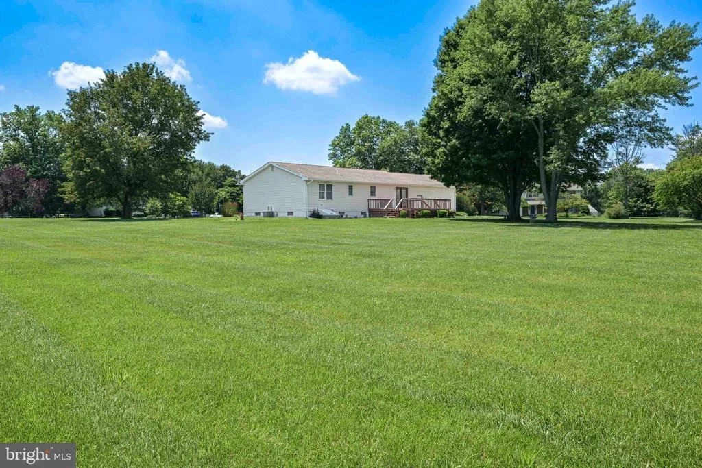 Photo of 508 LAKE DRIVE