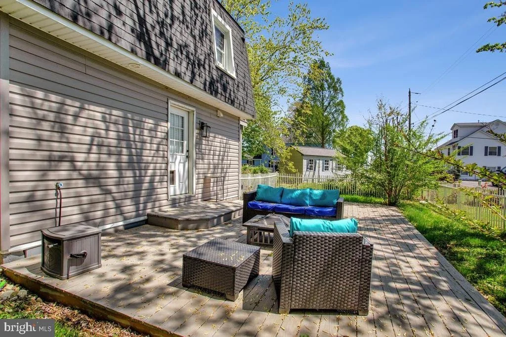 Photo of 4912 MARINERS DRIVE