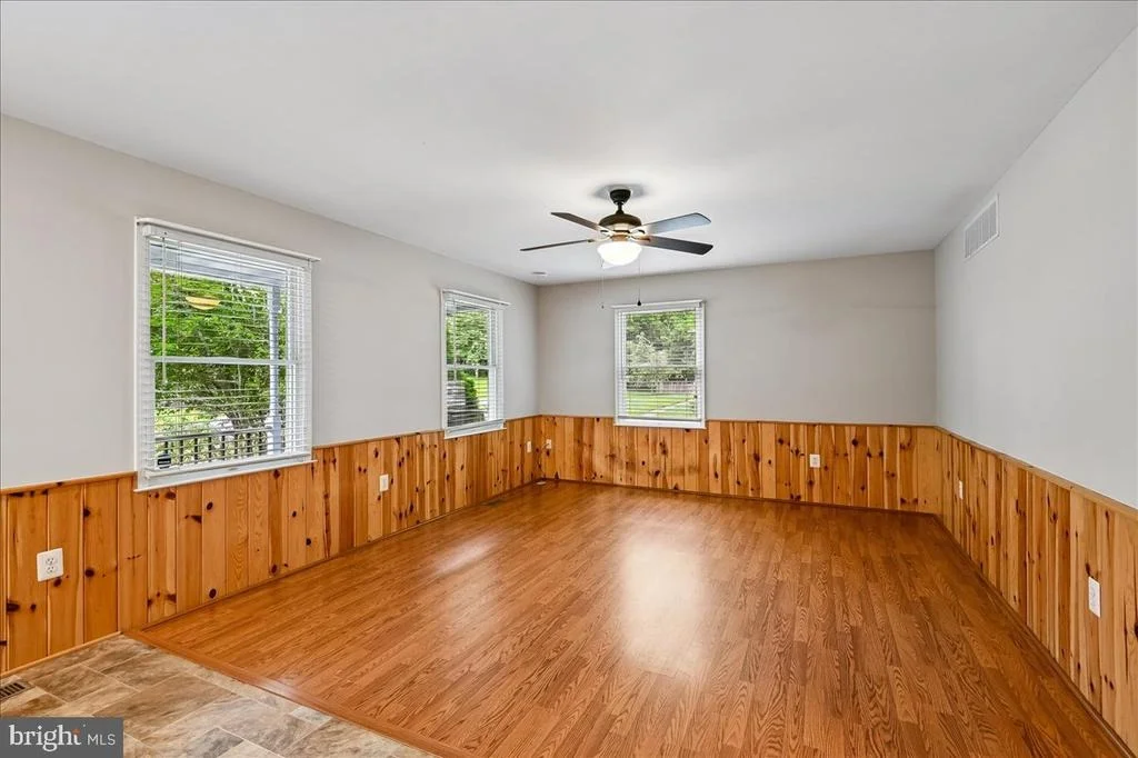 Photo of 3592 FONTRON DRIVE