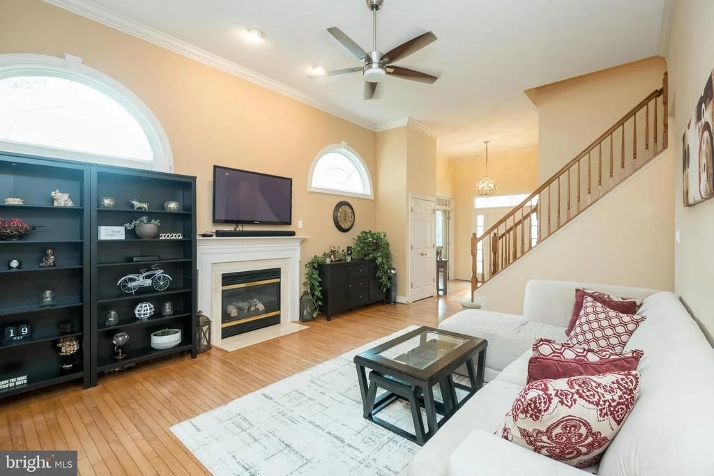 Photo of 5105 WELLINGHALL WAY