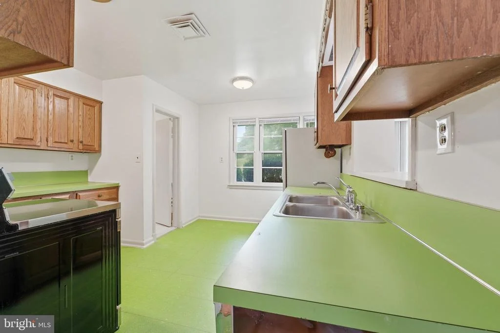 Photo of 228 NORTHWEST TERRACE