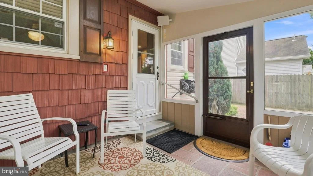Photo of 424 EVANS AVENUE