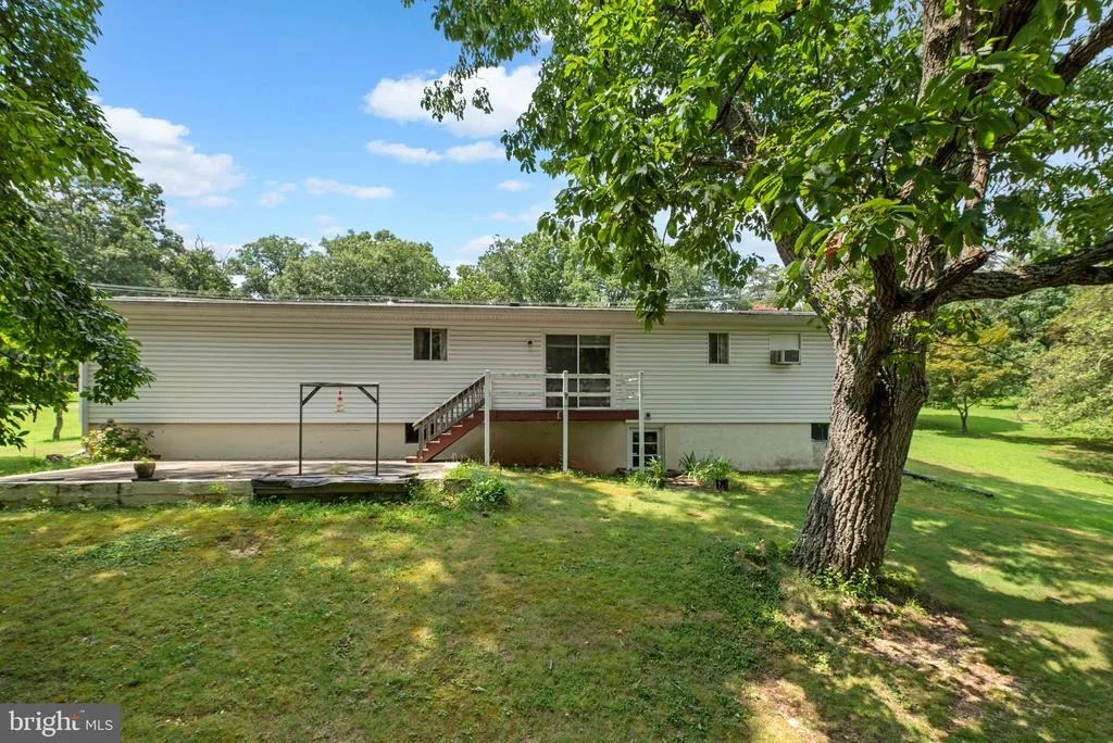 Photo of 7517 RACE ROAD
