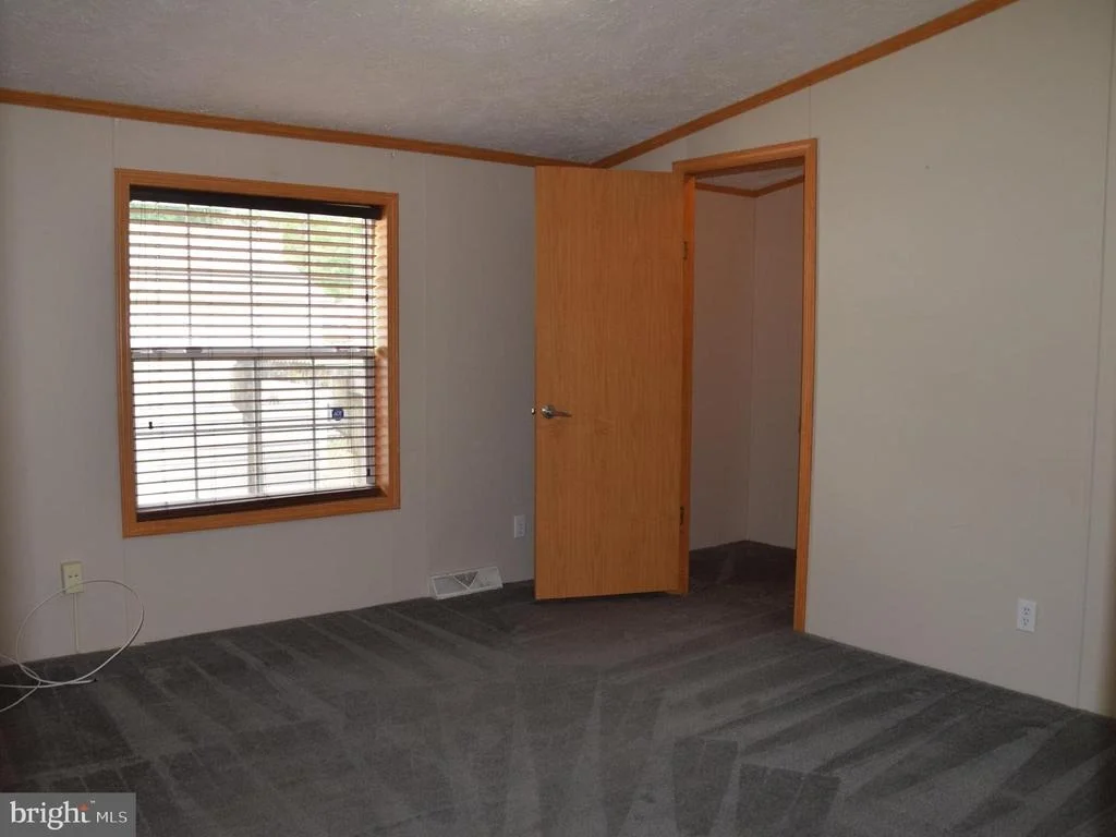 Photo of 112 COUGAR CIRCLE