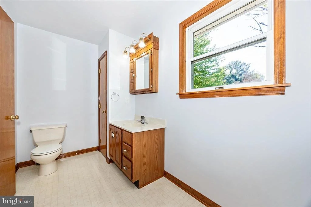 Photo of 19231 DEER PATH