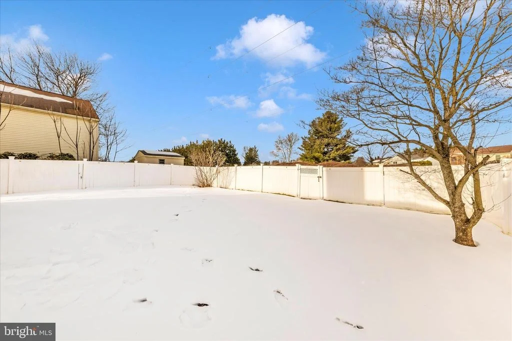Photo of 2160 COLLINGWOOD LANE