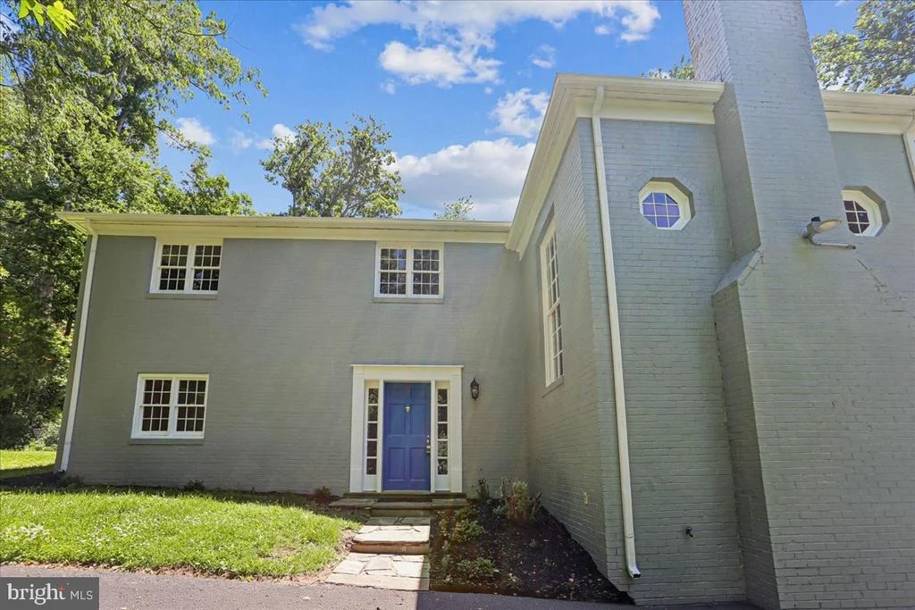 Photo of 12811 LACY DRIVE