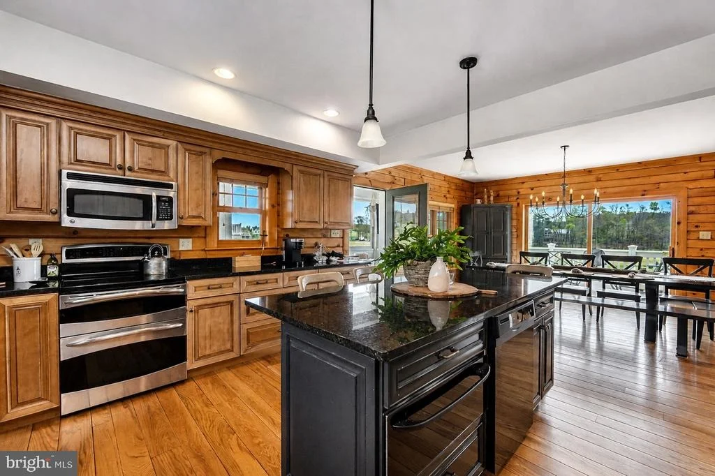 Photo of 282 LAKEFRONT LINKS DRIVE